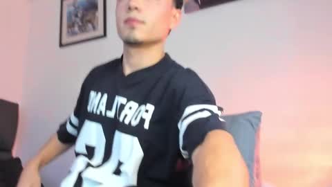 Snapshot of allexserrano chatting on 18, 11, 2025 Allex online show from 18, 11, 2025