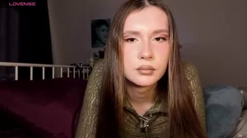 Lory Glory online show from 22, 6, 2026
