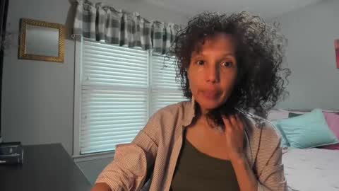 wishlist on bio online show from 3, 3, 2025