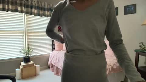 wishlist on bio online show from 19, 4, 2026