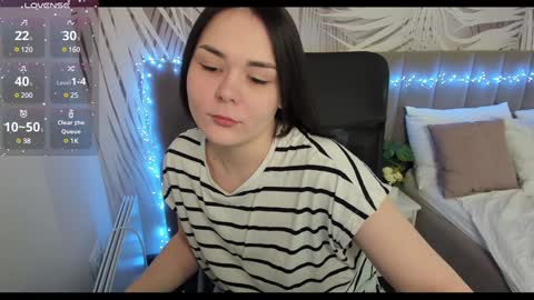 Snapshot of alli_zi chatting on 23, 12, 2024 Blair online show from 23, 12, 2024