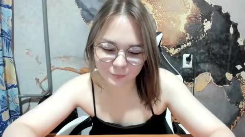 Snapshot of alli_zi chatting on 15, 9, 2025 Blair online show from 15, 9, 2025