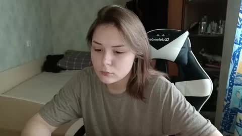 Snapshot of alli_zi chatting on 21, 9, 2025 Blair online show from 21, 9, 2025