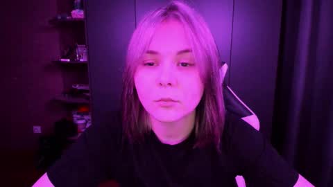 Snapshot of alli_zi chatting on 15, 11, 2025 Blair online show from 15, 11, 2025