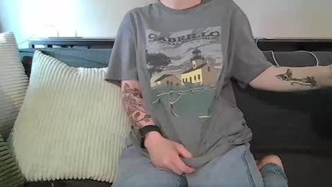 alliebearx online show from 21, 4, 2026