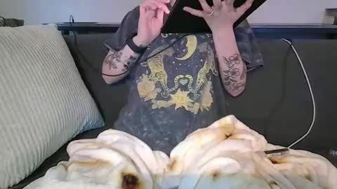 Snapshot of alliebearx chatting on 30, 4, 2026 alliebearx online show from 30, 4, 2026