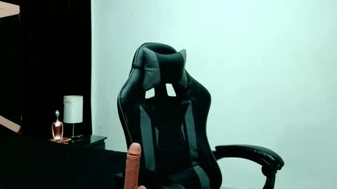 Snapshot of allison_dubois chatting on 16, 1, 2025 allison_dubois online show from 16, 1, 2025