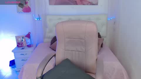 Snapshot of allison_dubois chatting on 26, 1, 2025 allison_dubois online show from 26, 1, 2025