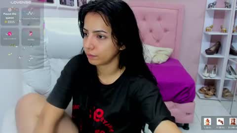 Snapshot of allison_garcia chatting on 12, 6, 2026 ALLISON online show from 12, 6, 2026
