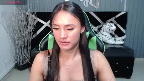 Snapshot of allisson_a chatting on 22, 1, 2025 Allisson online show from 22, 1, 2025