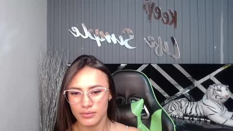 Snapshot of allisson_a chatting on 4, 2, 2025 Allisson online show from 4, 2, 2025