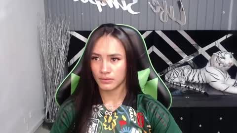 Snapshot of allisson_a chatting on 6, 2, 2025 Allisson online show from 6, 2, 2025