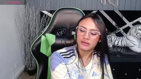 Snapshot of allisson_a chatting on 12, 2, 2025 Allisson online show from 12, 2, 2025