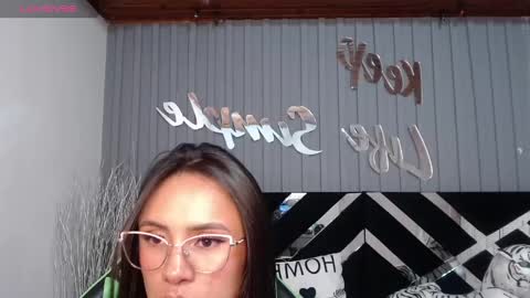 Snapshot of allisson_a chatting on 12, 2, 2025 Allisson online show from 12, 2, 2025