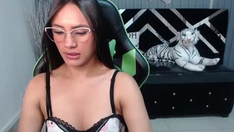 Snapshot of allisson_a chatting on 21, 2, 2025 Allisson online show from 21, 2, 2025