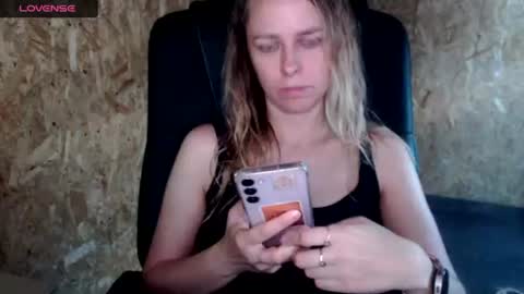 alllexandra online show from 30, 6, 2026
