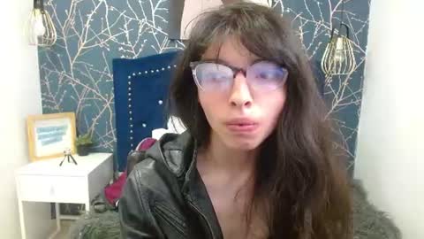Snapshot of alllyson_ chatting on 9, 6, 2026 alison online show from 9, 6, 2026