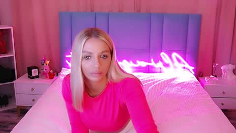 AlwaysHot online show from 16, 1, 2025