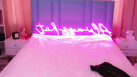 AlwaysHot online show from 17, 1, 2025