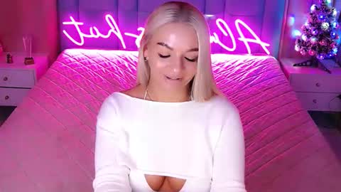 AlwaysHot online show from 15, 1, 2026