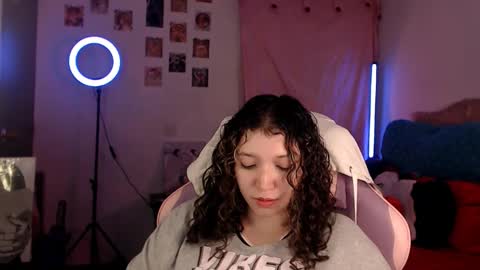 Snapshot of ally_donfort chatting on 9, 2, 2026 Ally online show from 9, 2, 2026