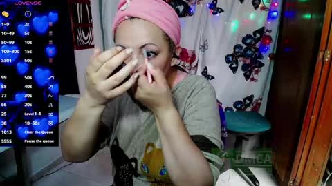 Snapshot of ally_sweety20_ chatting on 28, 4, 2026 Lina online show from 28, 4, 2026