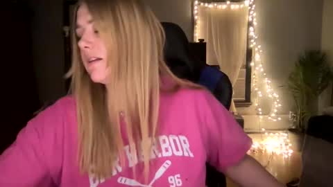 allyanalangel online show from 19, 2, 2025