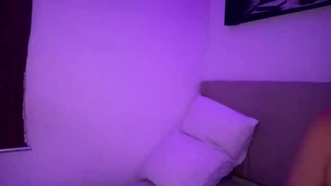 allyanalangel online show from 5, 3, 2026