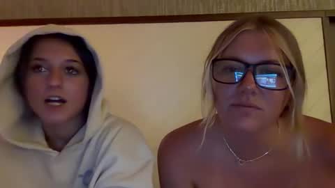 allyanalangel online show from 23, 4, 2026