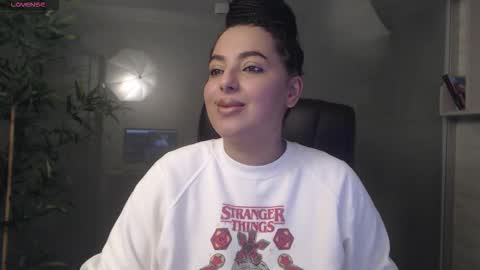         online show from 5, 10, 2025