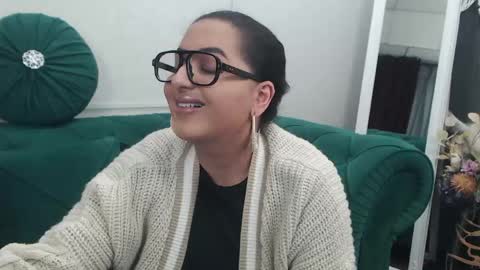         online show from 15, 4, 2026