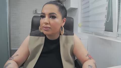 Snapshot of allyiah chatting on 19, 5, 2026 online show from 19, 5, 2026