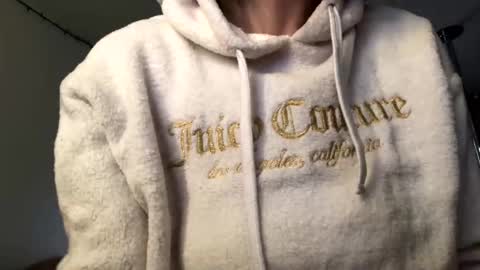 Ally Girl In Her Ally World online show from 25, 4, 2026