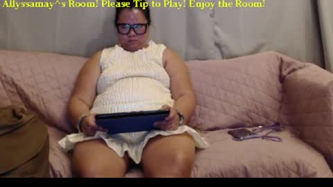 Snapshot of allyssamay chatting on 27, 5, 2026 Allyssamay online show from 27, 5, 2026