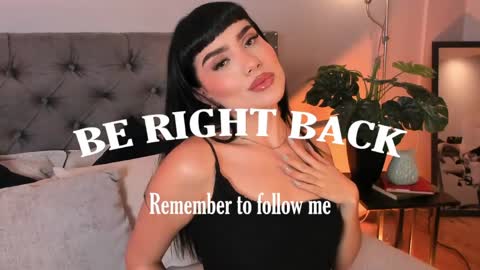 Mia online show from 24, 4, 2026