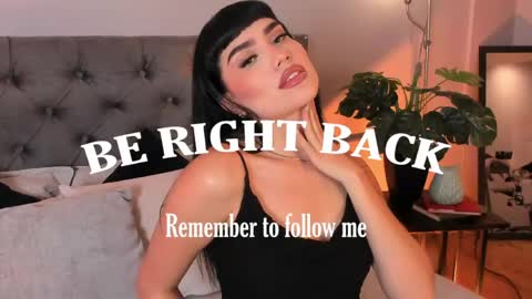 Mia online show from 25, 4, 2026