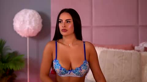 Emma online show from 5, 7, 2026