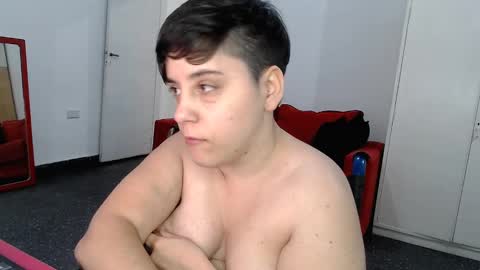 Almond online show from 5, 12, 2024