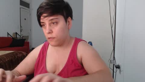 Almond online show from 14, 10, 2025