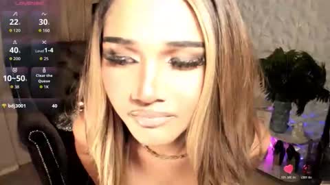 alodialuxts online show from 22, 10, 2025