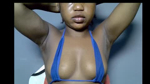 Snapshot of alosexy_bae chatting on 3, 12, 2025 alo online show from 3, 12, 2025