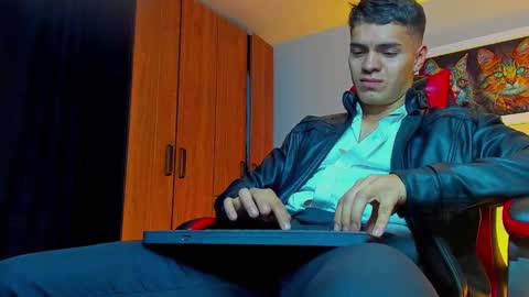 alpha_dominus_ online show from 17, 9, 2025