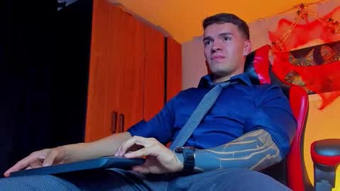 alpha_dominus_ online show from 18, 10, 2025