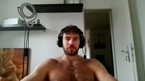Snapshot of alphah_hunk chatting on 2, 12, 2025 alphah_hunk online show from 2, 12, 2025