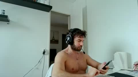 Snapshot of alphah_hunk chatting on 10, 1, 2026 alphah_hunk online show from 10, 1, 2026