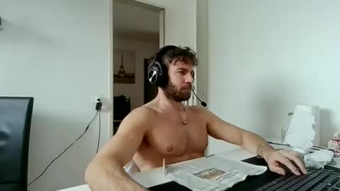 Snapshot of alphah_hunk chatting on 12, 1, 2026 alphah_hunk online show from 12, 1, 2026