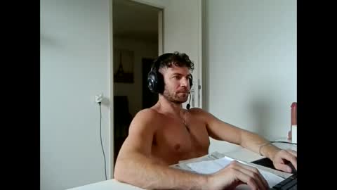 alphah_hunk online show from 15, 4, 2026