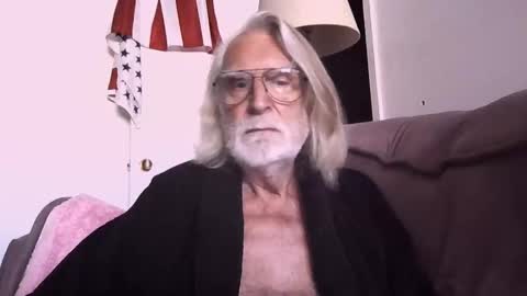 AlphaUniform online show from 15, 9, 2025