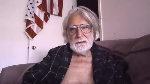 AlphaUniform online show from 23, 4, 2026