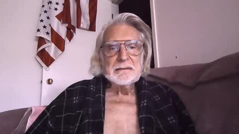 AlphaUniform online show from 24, 4, 2026